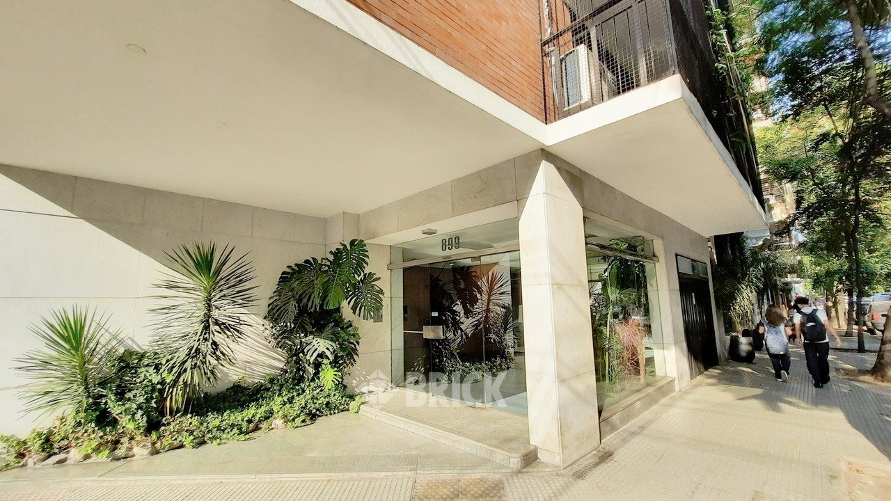 CIUDAD DE LA PAZ al 800 Piso 1 34