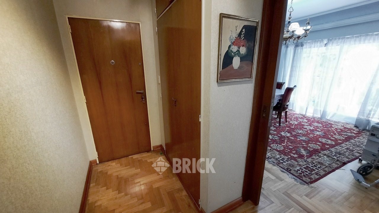 CIUDAD DE LA PAZ al 800 Piso 1 6