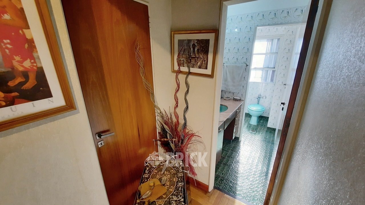 CIUDAD DE LA PAZ al 800 Piso 1 7