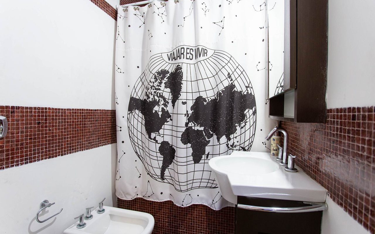 FELIX DE AZARA al 900 39