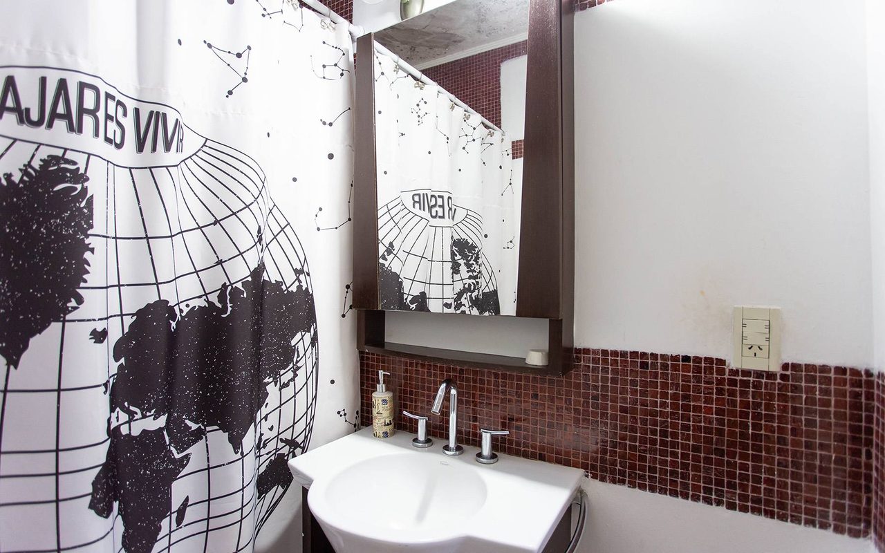 FELIX DE AZARA al 900 42