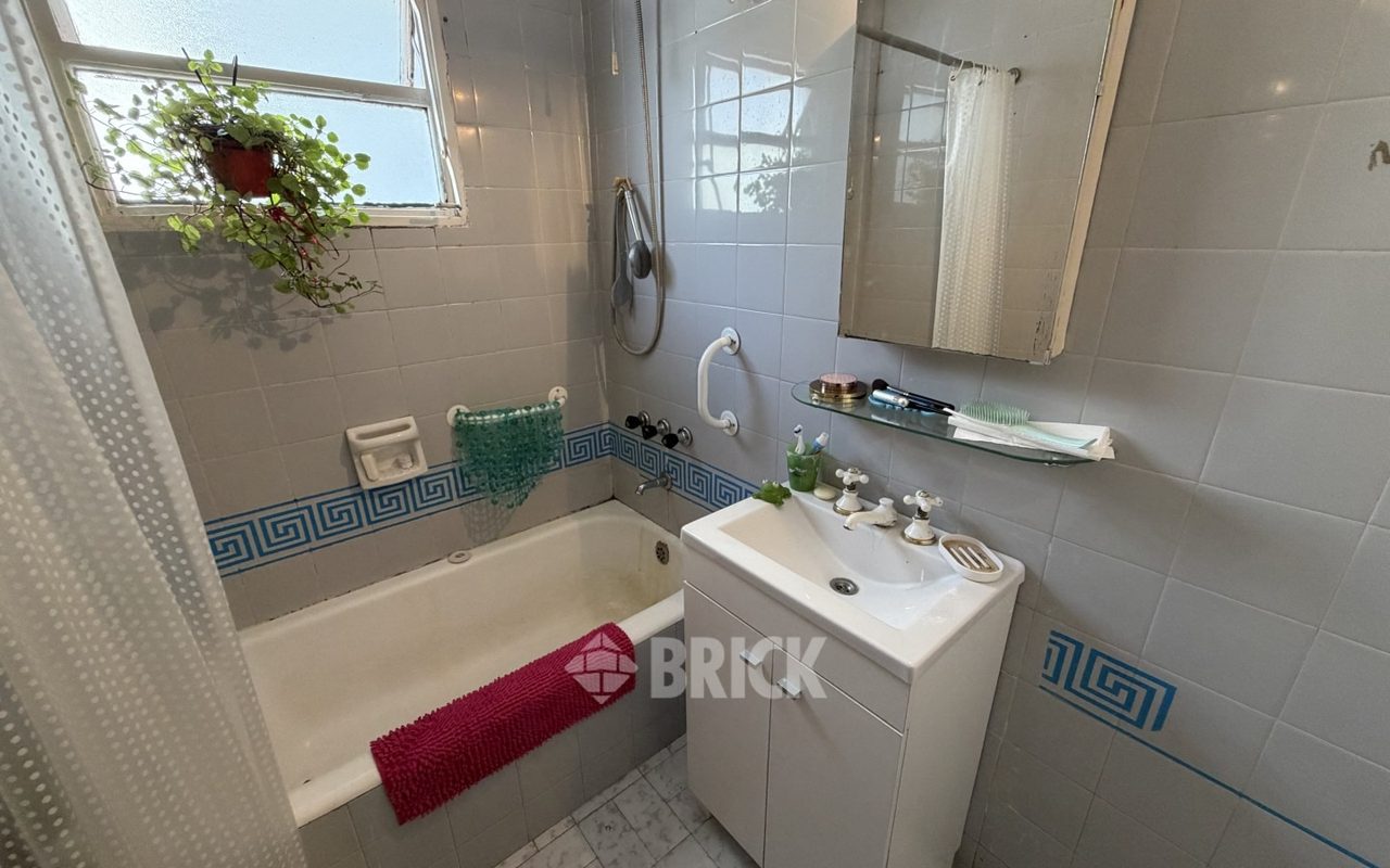 MANSILLA, GRAL. LUCIO al 3800 Piso 4 10