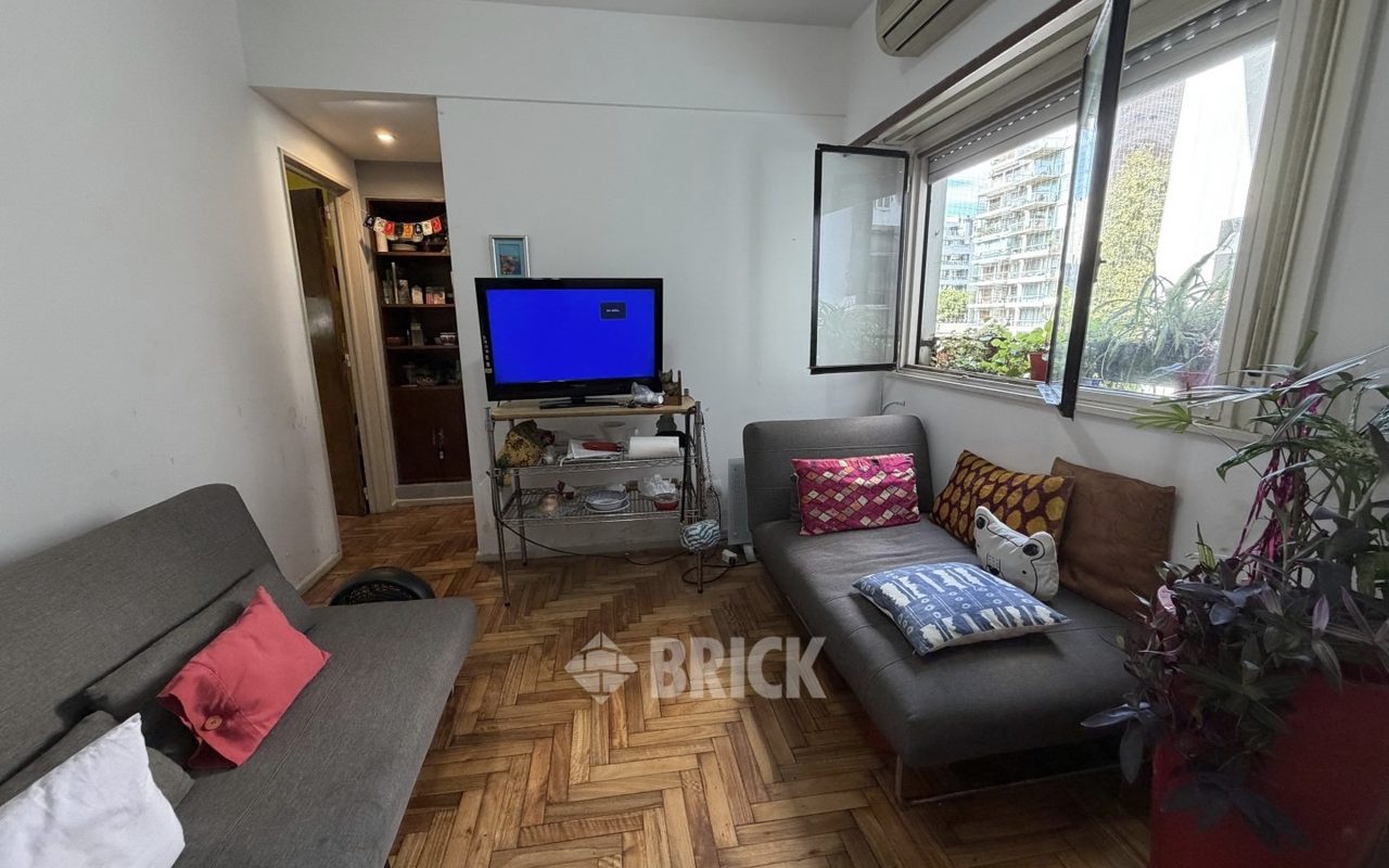 MANSILLA, GRAL. LUCIO al 3800 Piso 4 3