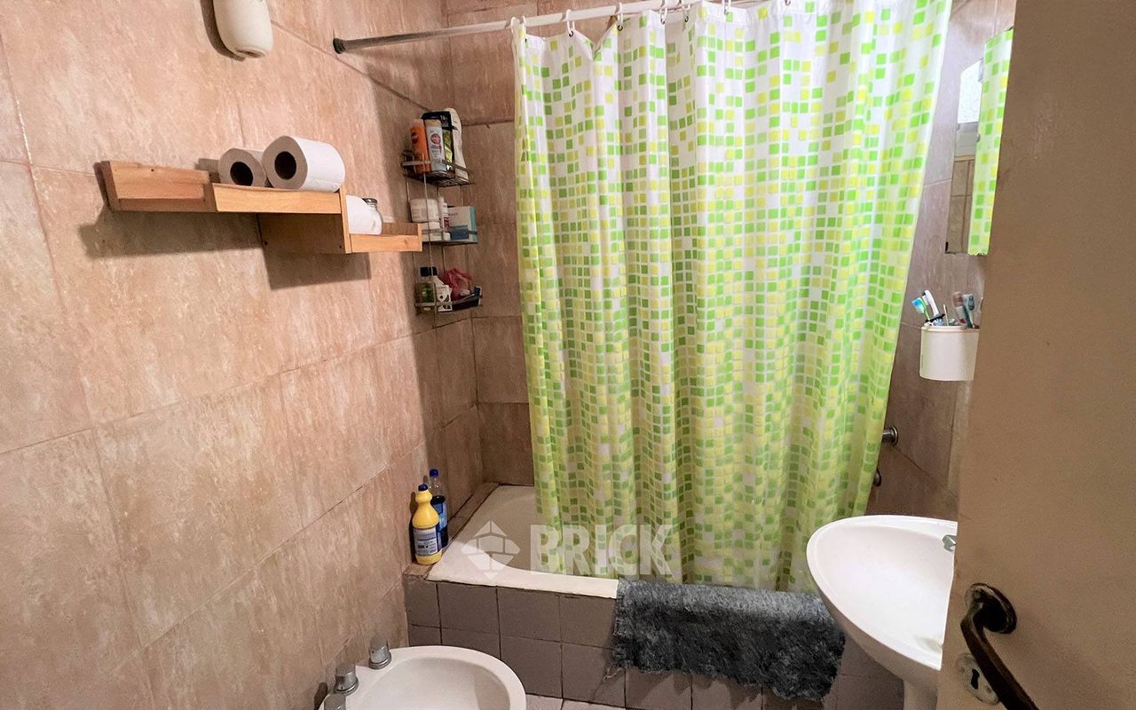 CORDOBA, AV. al 5100 Piso 1 5