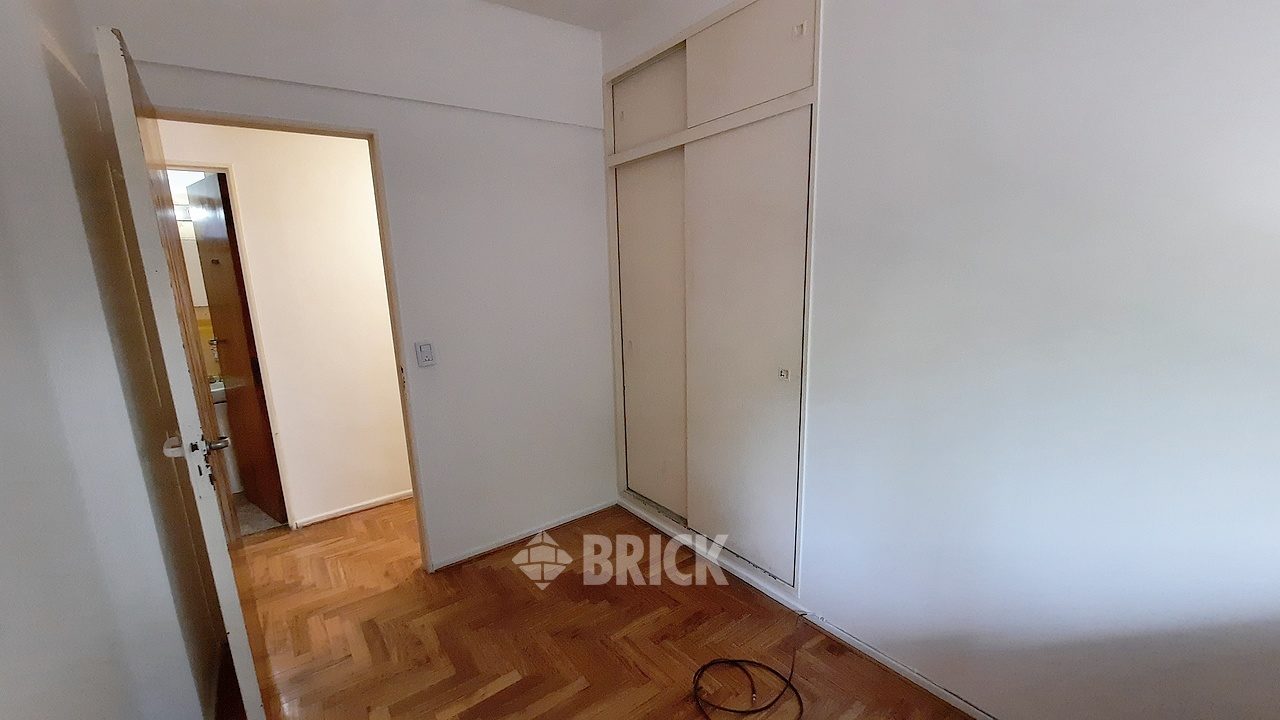 RIGLOS al 100 Piso 2 25