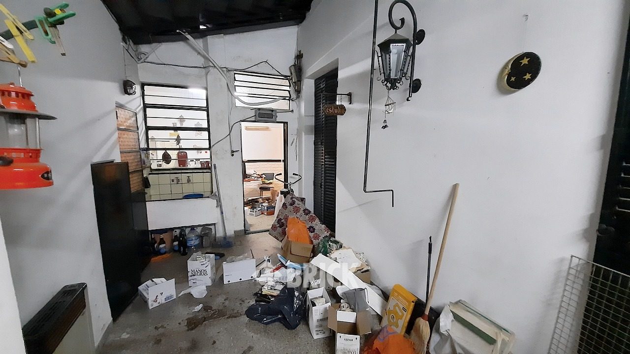 CONDE al 700 Piso PB 8