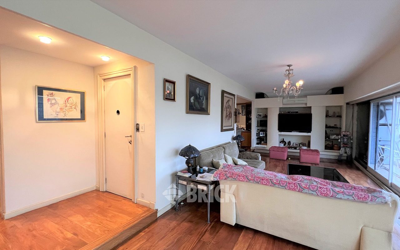 AUSTRIA al 2600 Piso 14 5