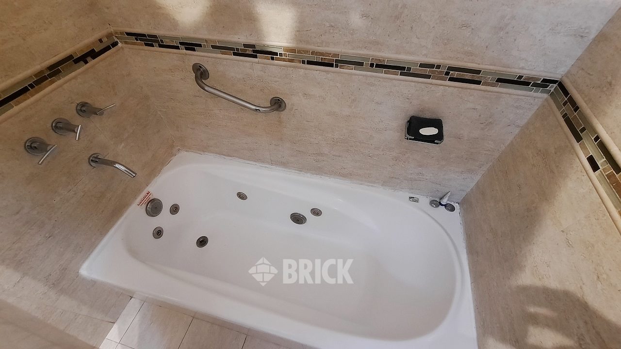 LORIA al 100 Piso 10 18