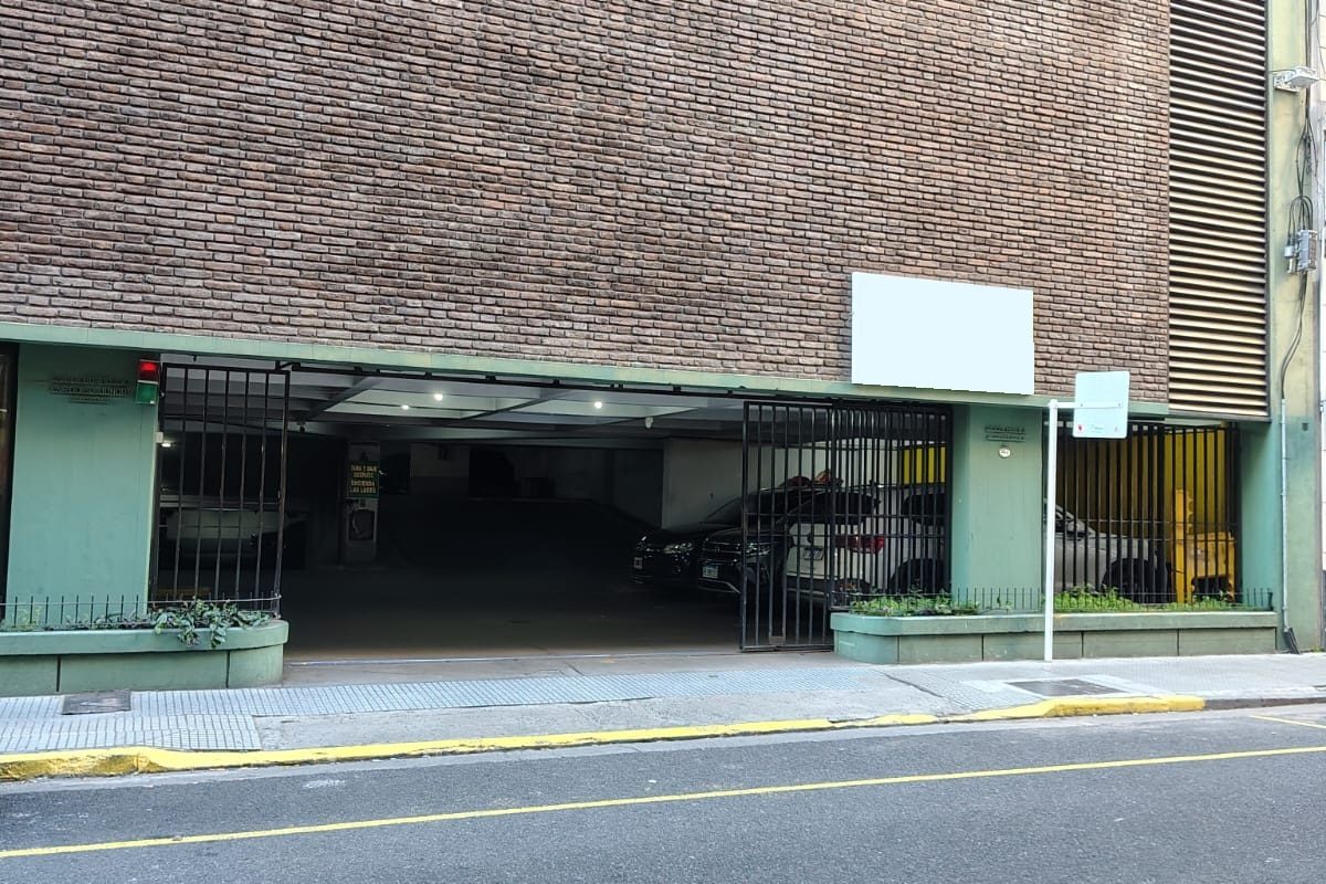 RIVADAVIA al 900 Piso 4 Nº 217 1