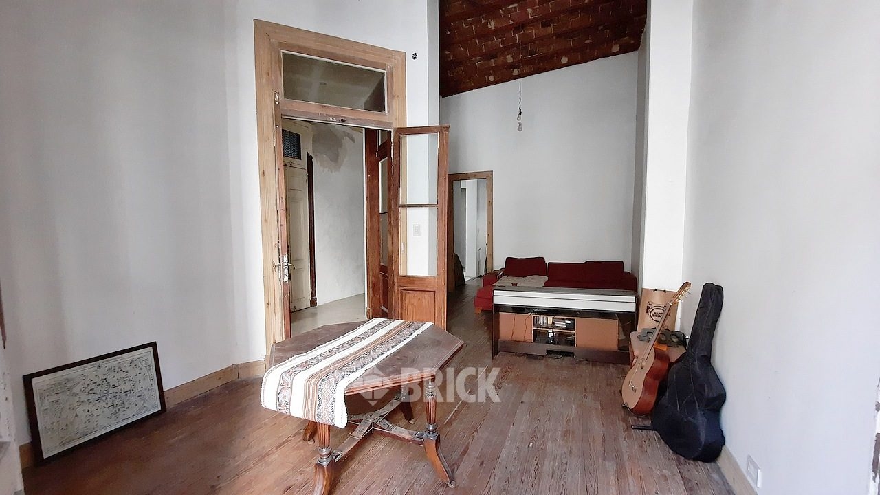 AYACUCHO al 1000 Piso 2 3