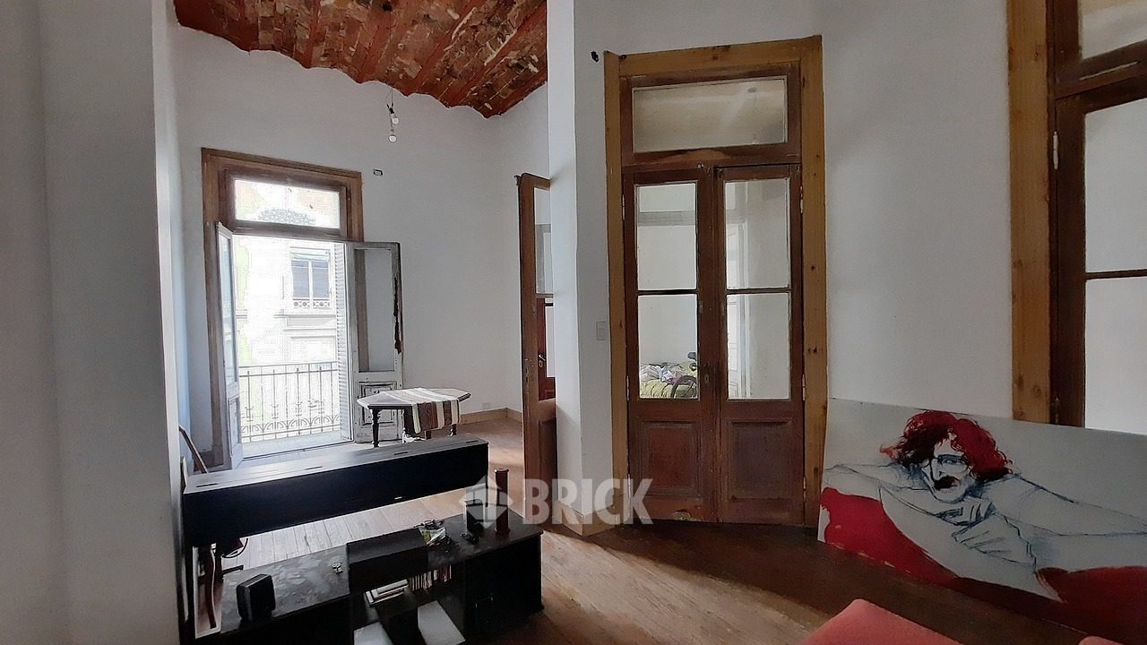 AYACUCHO al 1000 Piso 2 6