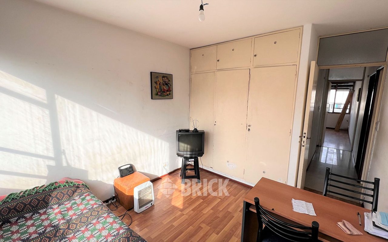 SARANDI al 1400 Piso 10 16