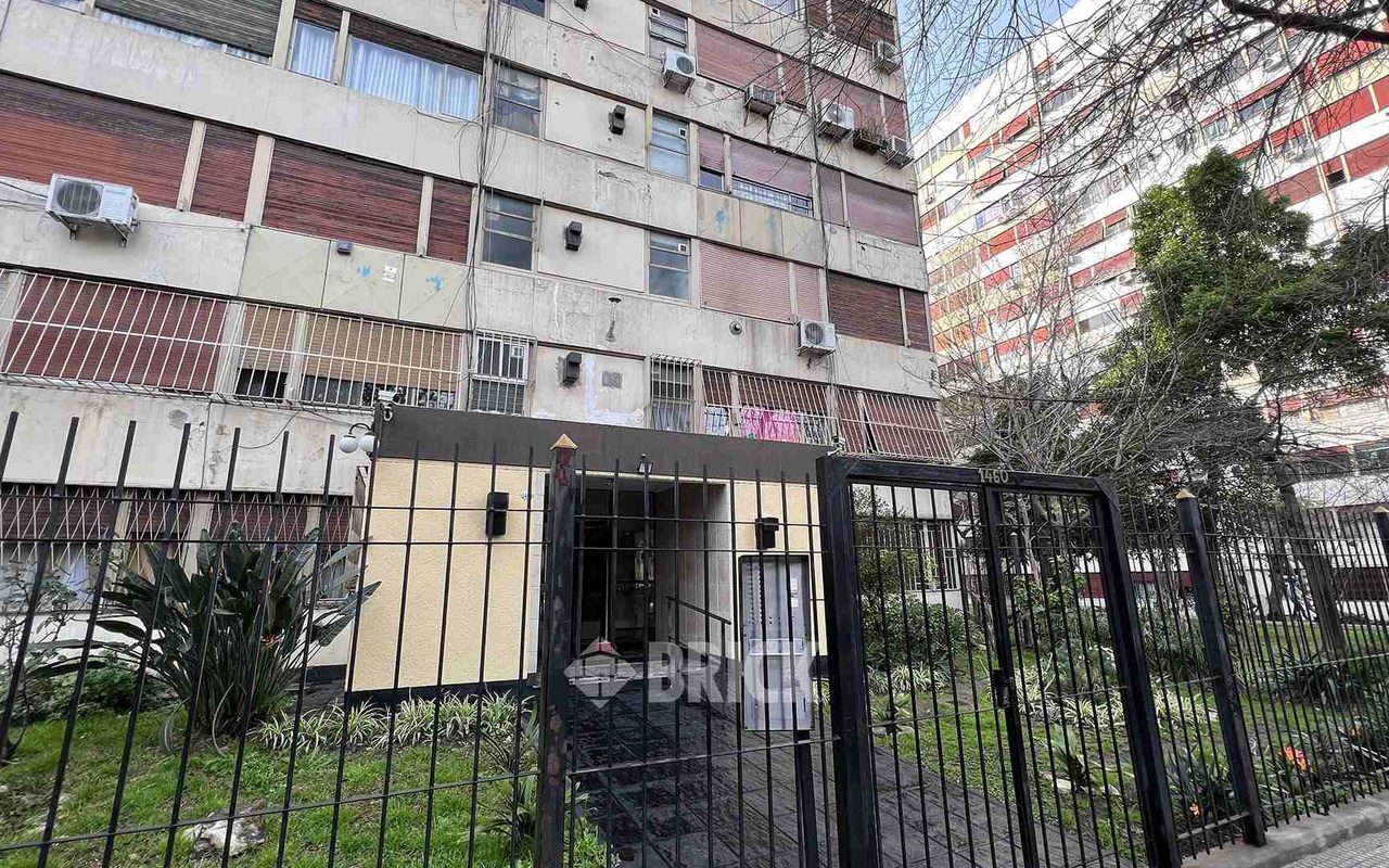 SARANDI al 1400 Piso 10 20