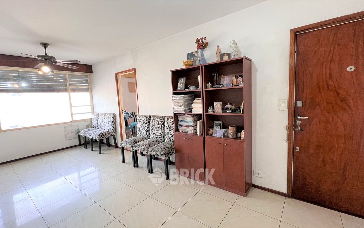 SARANDI al 1400 Piso 10 3