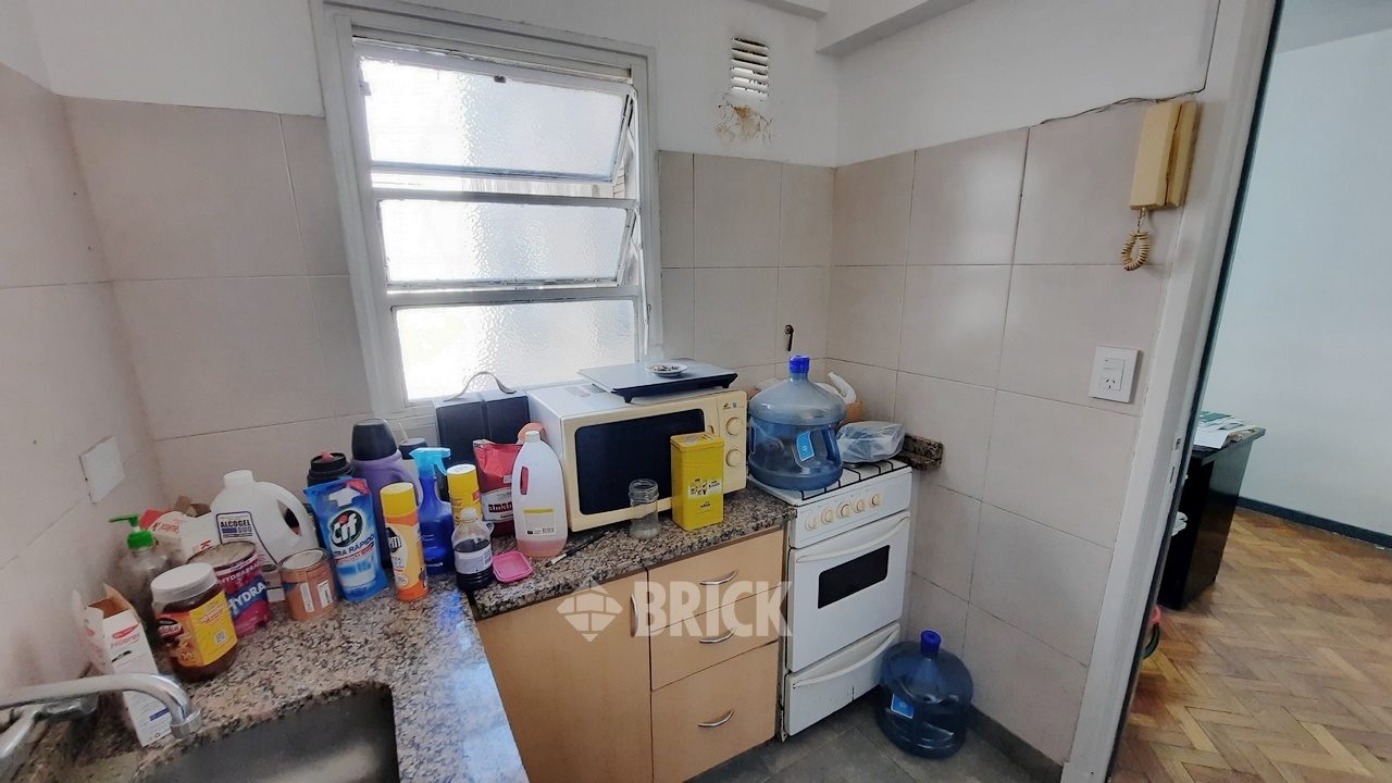 SARMIENTO al 1300 Piso 9 14