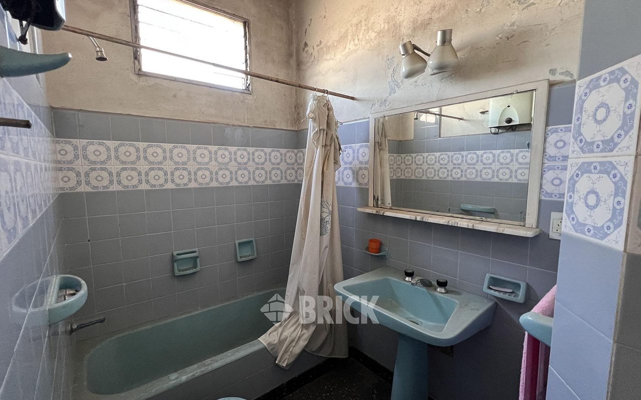 VALLESE, FELIPE al 2600 18