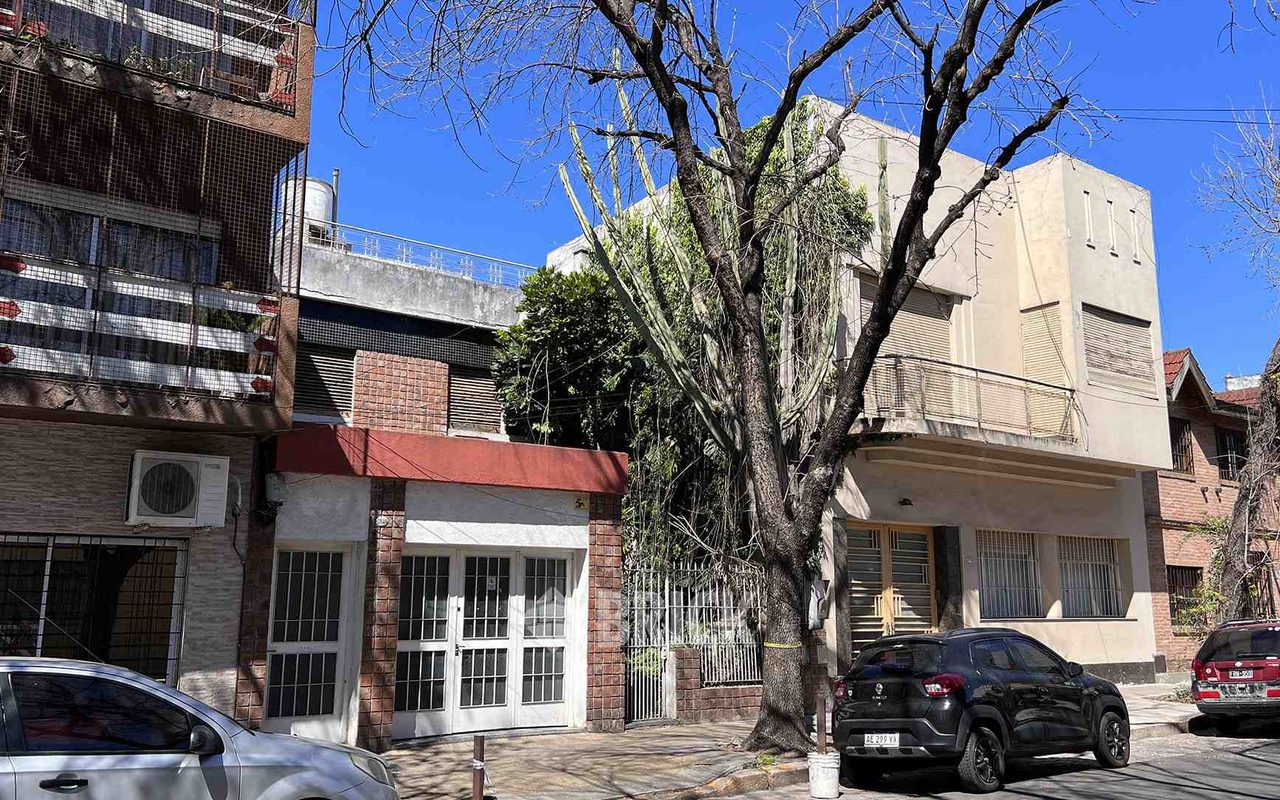 VALLESE, FELIPE al 2600 1