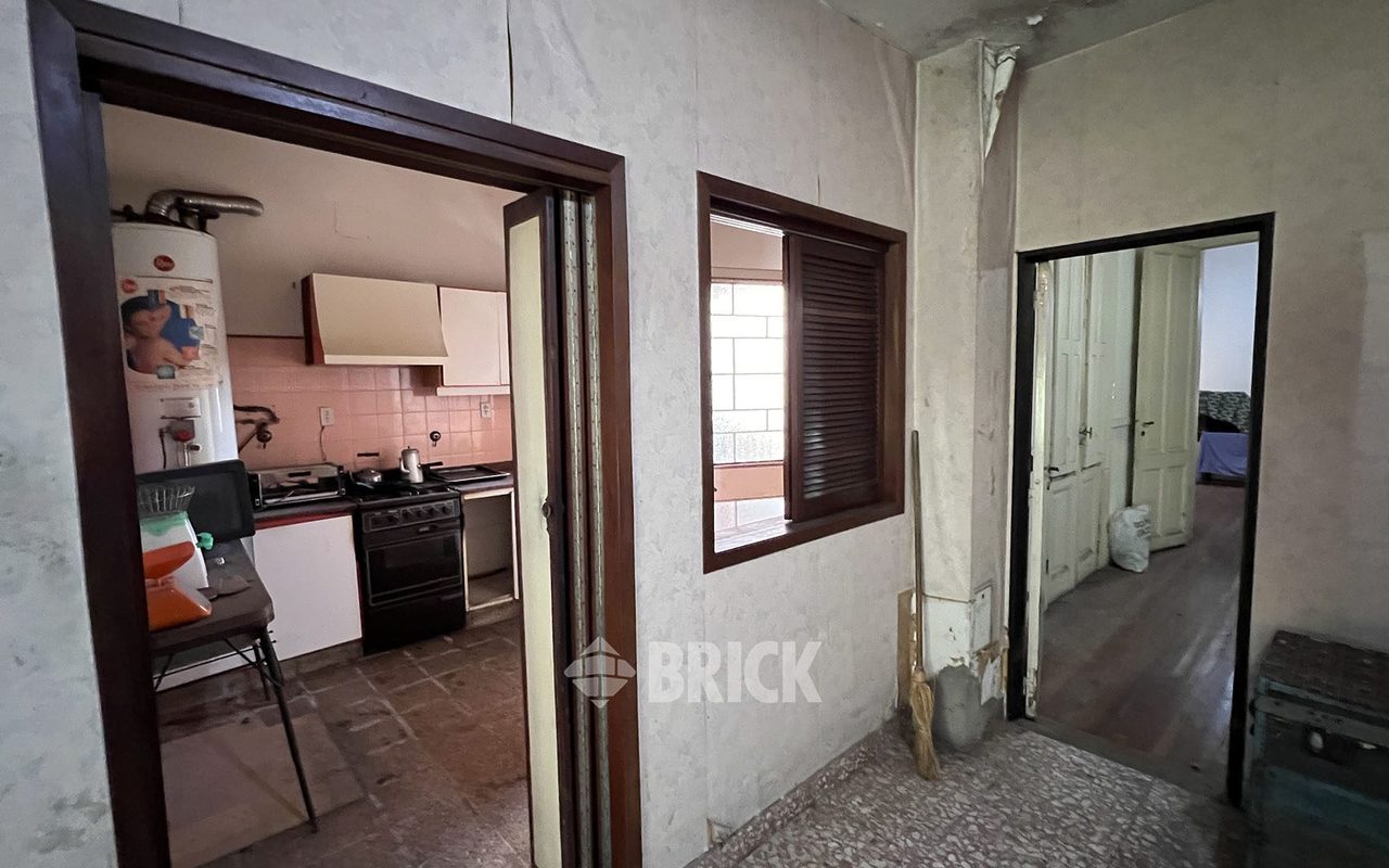 VALLESE, FELIPE al 2600 7