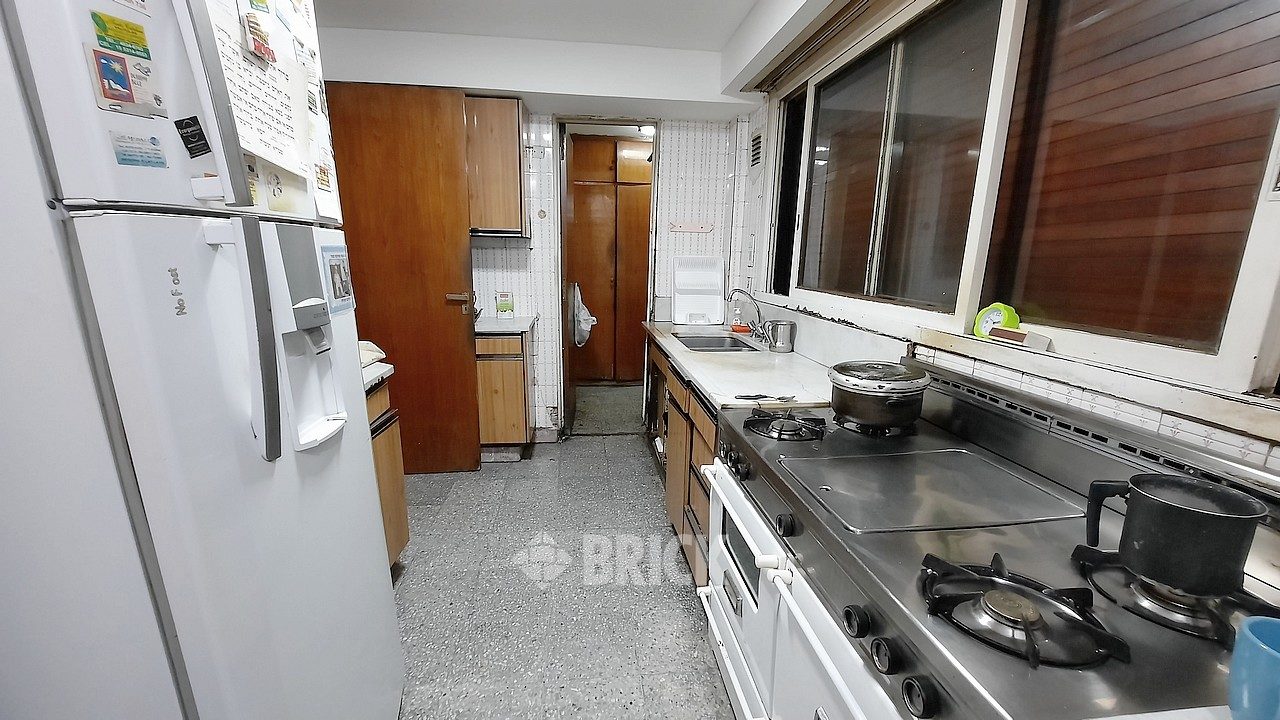 LARREA al 1000 Piso 2 23