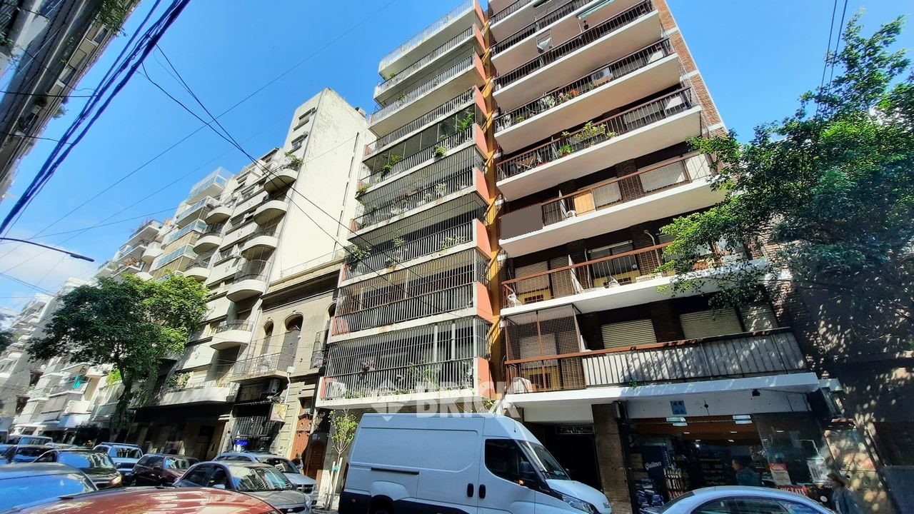 LARREA al 1000 Piso 2 32