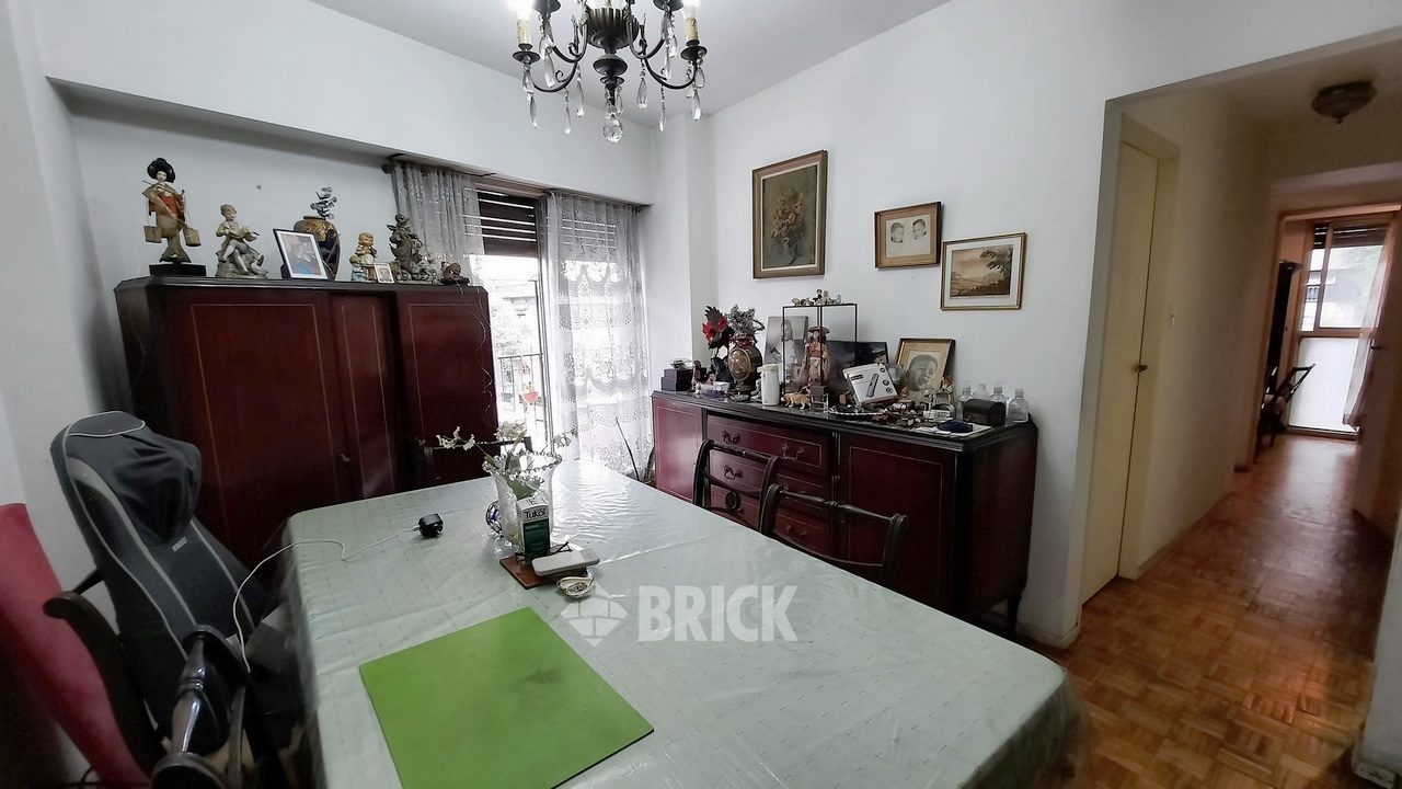 BRAVO, MARIO al 1000 Piso 2 4