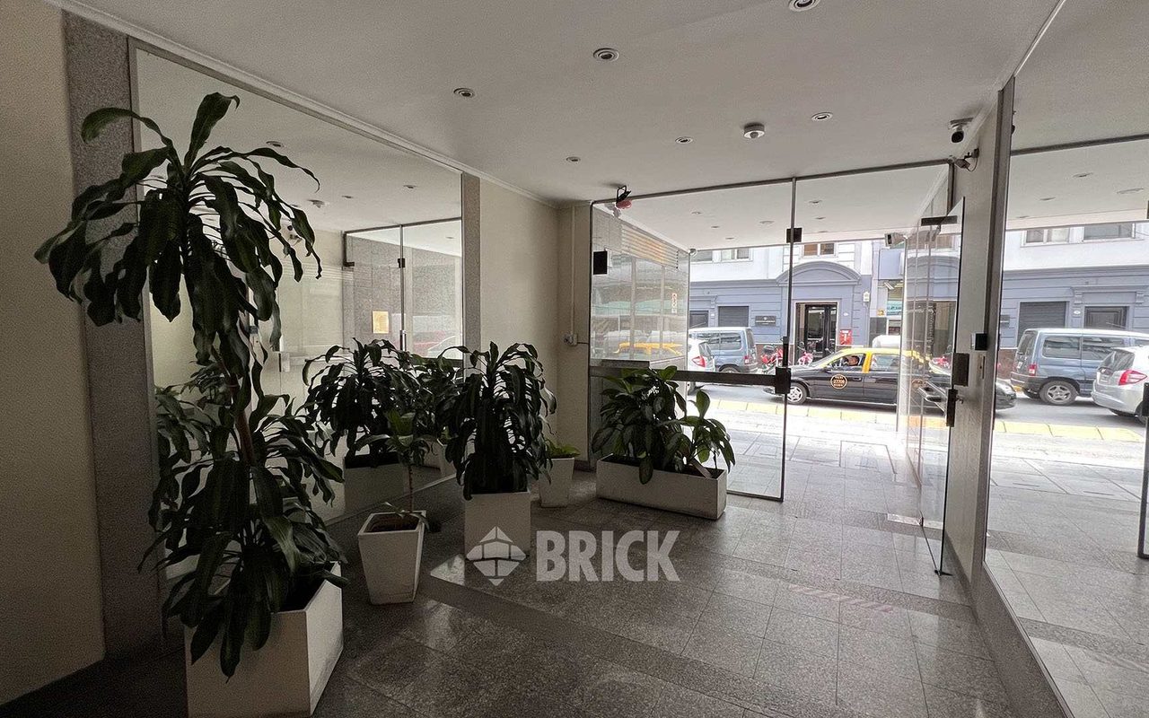 TUCUMAN al 1400 Piso 9 13