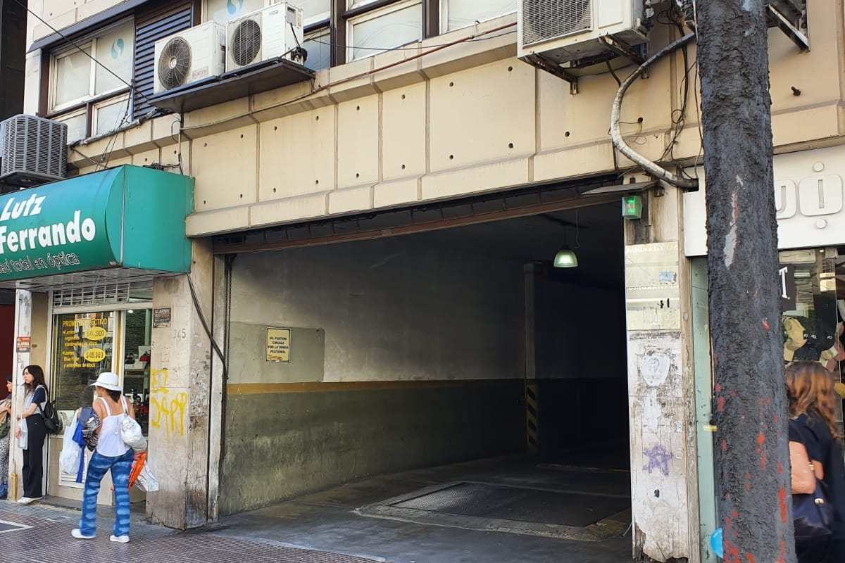 RIVADAVIA, AV. al 6300 Piso 1° Sub. Nº 160 4