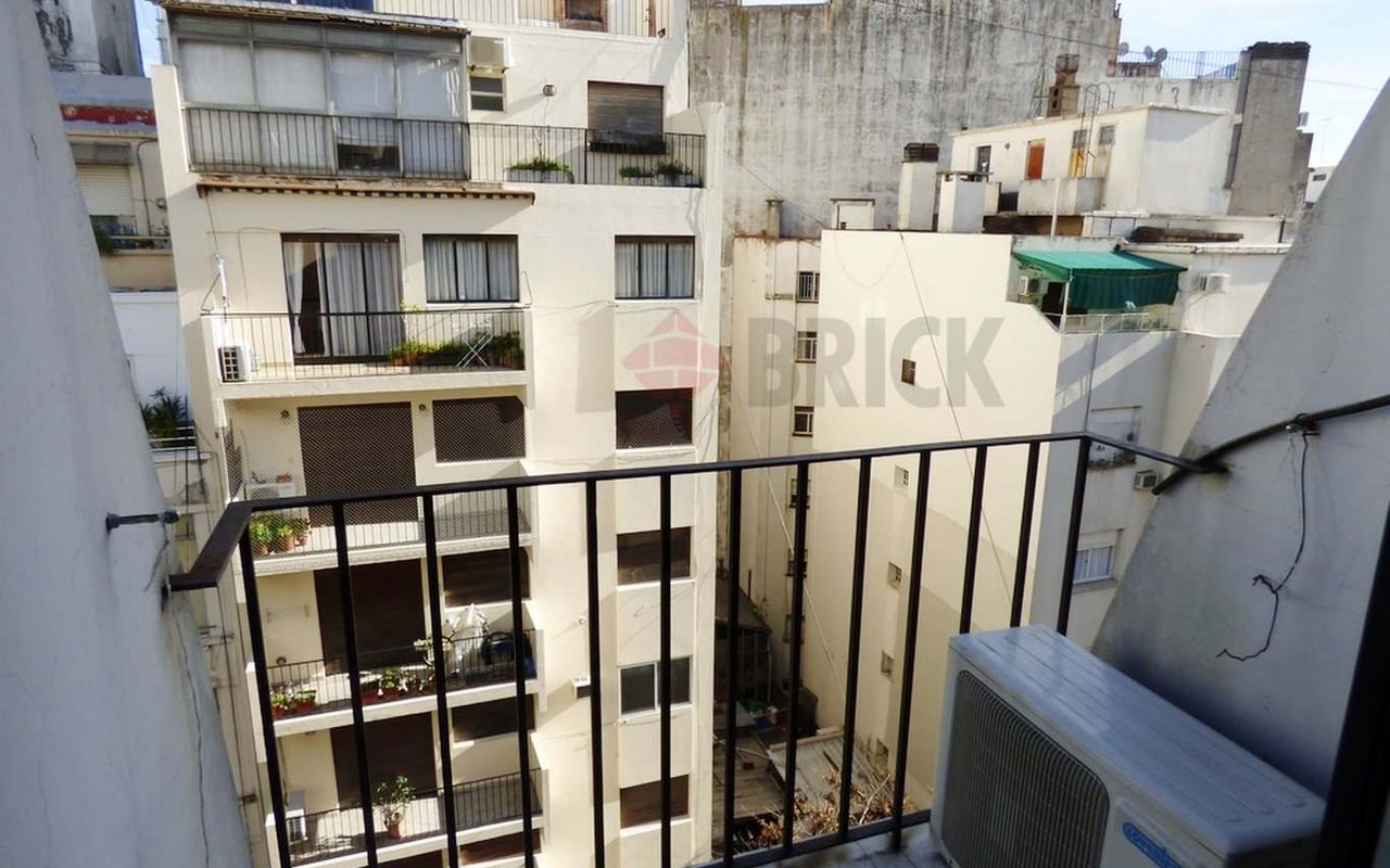 URIBURU, JOSE EVARISTO al 1400 Piso 7 13