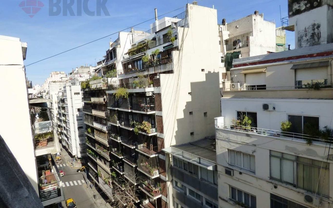 URIBURU, JOSE EVARISTO al 1400 Piso 7 15