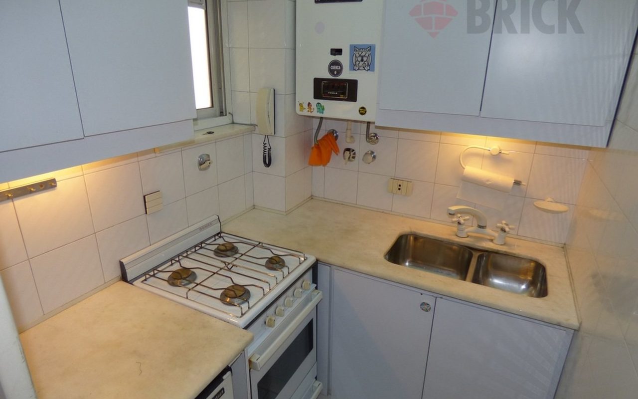 URIBURU, JOSE EVARISTO al 1400 Piso 7 20