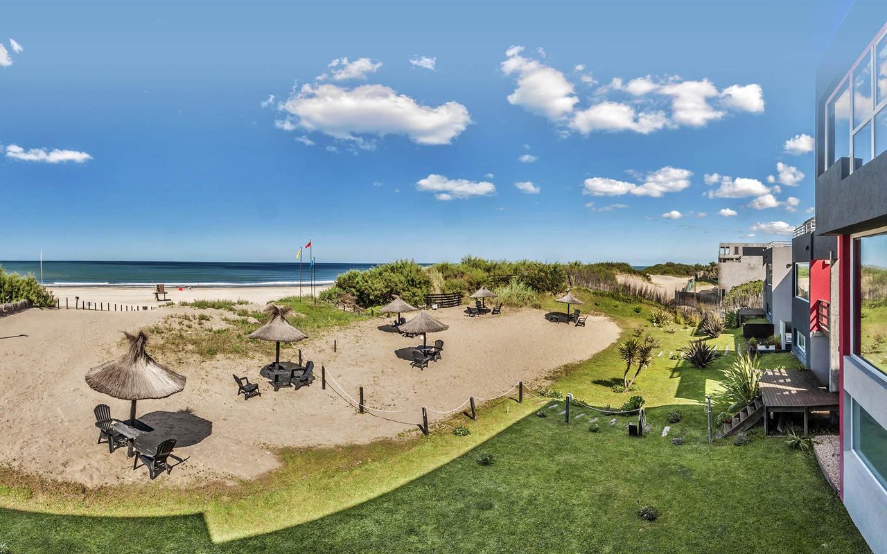 COMPLEJO FRENTE AL MAR 1