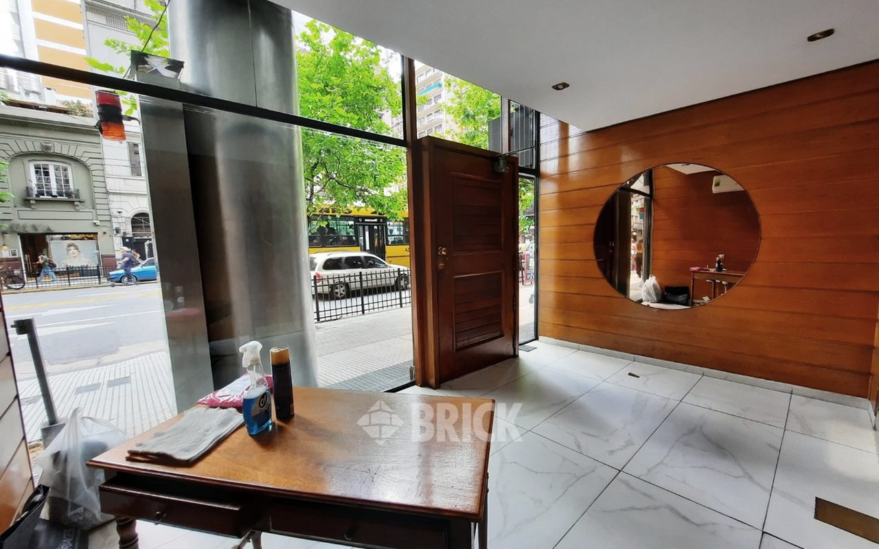 PUEYRREDON, AV. al 1300 Piso 13 27