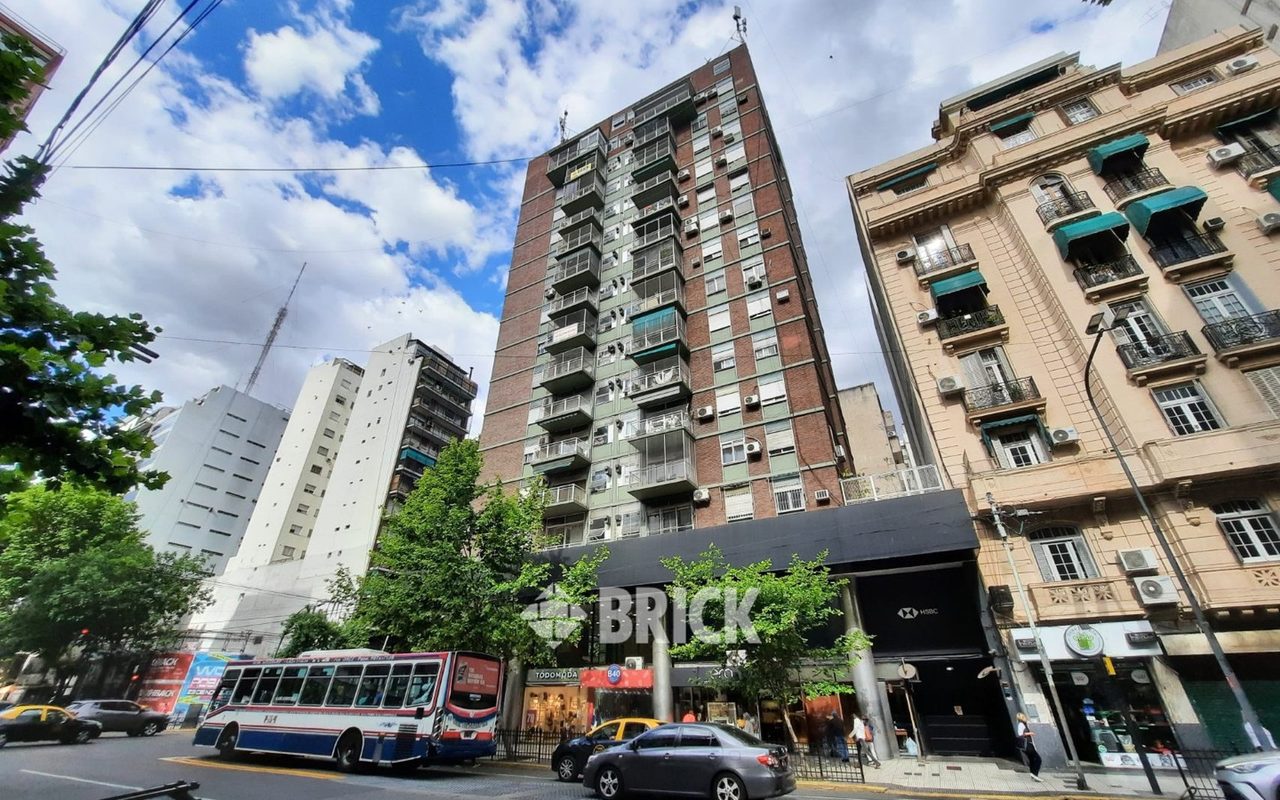 PUEYRREDON, AV. al 1300 Piso 13 31