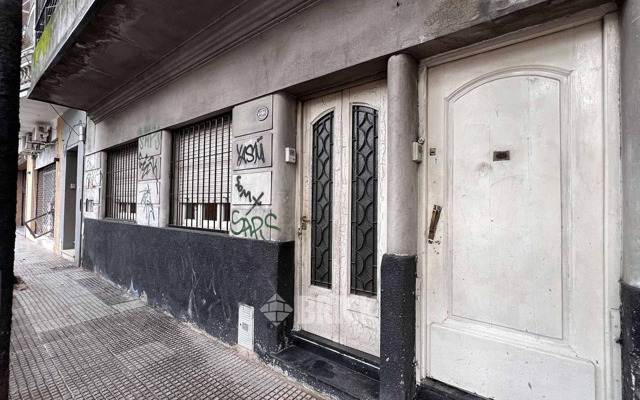 JUSTO, JUAN B., AV. al 3800 Piso PB 17