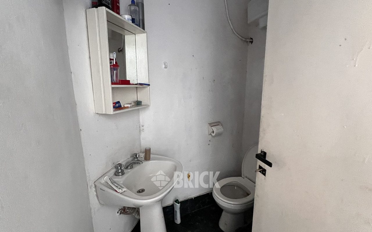 JUSTO, JUAN B., AV. al 3800 Piso PB 9