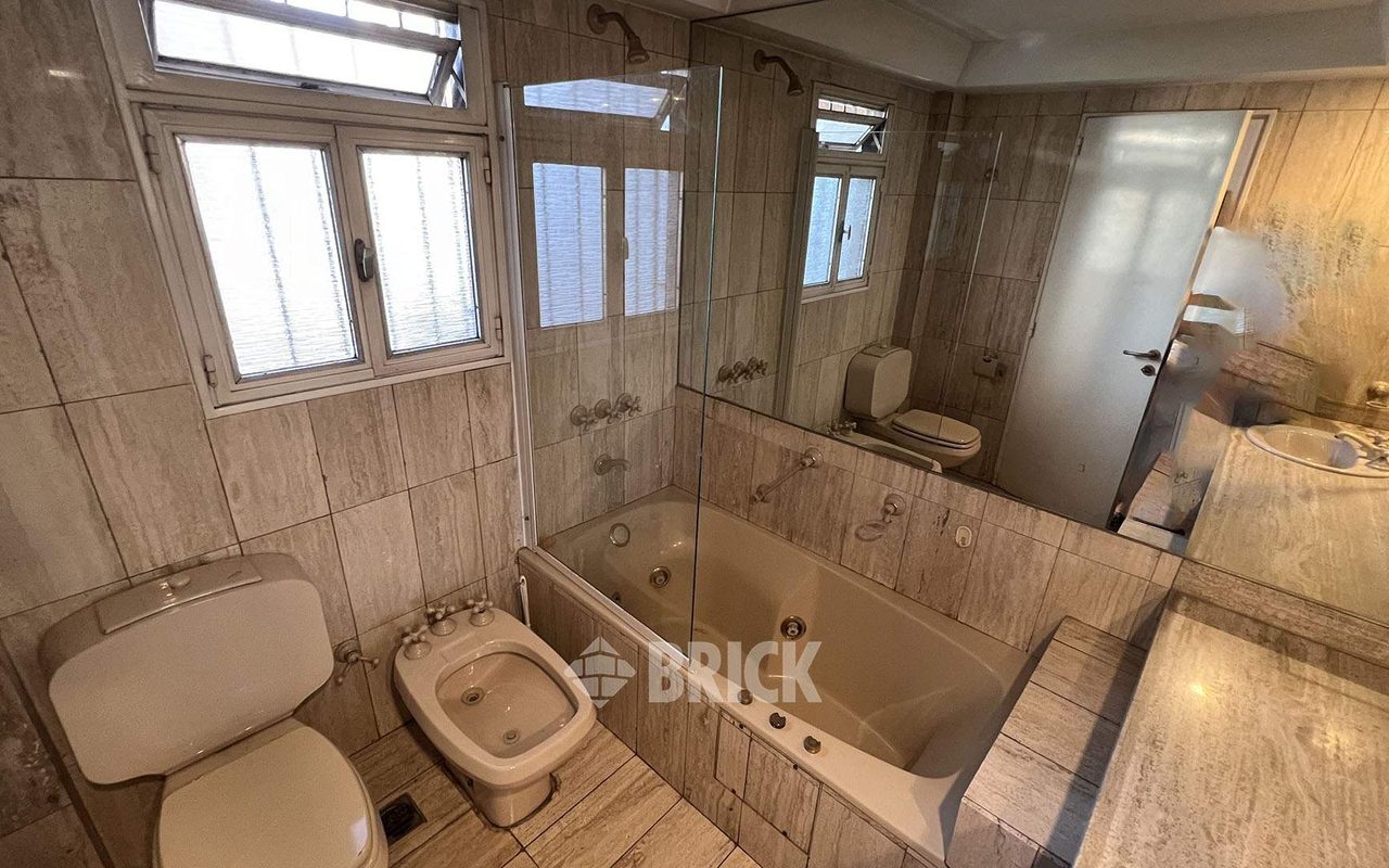 RIVERA, PEDRO IGNACIO al 2600 Piso 1° Y 2° 30