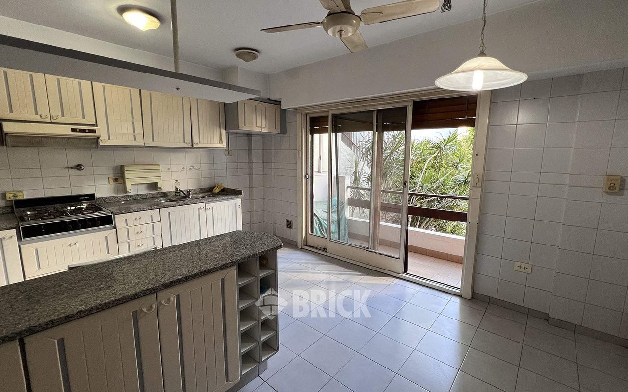 RIVERA, PEDRO IGNACIO al 2600 Piso 1° Y 2° 9