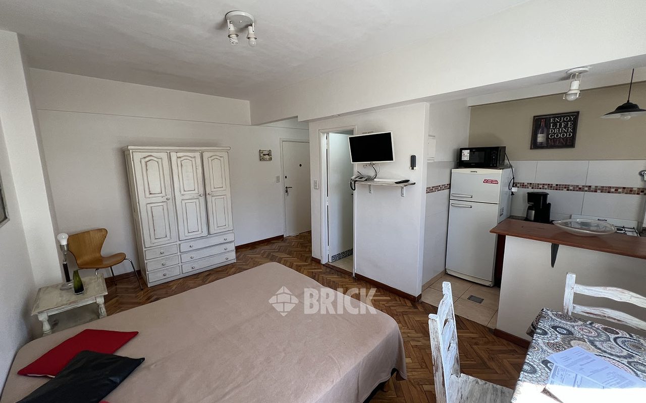 LAPRIDA al 1200 Piso 4 8