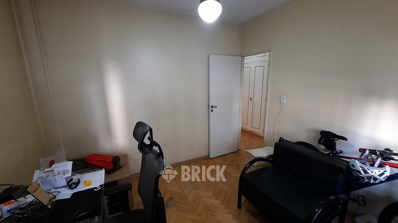 ALVEAR, MARCELO T. DE al 2400 Piso 7 12