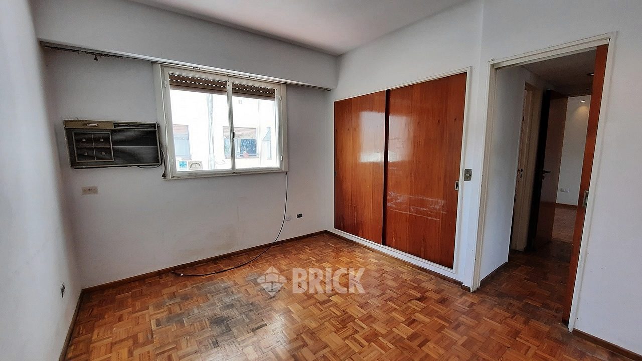 GRANADEROS al 400 Piso 5 19