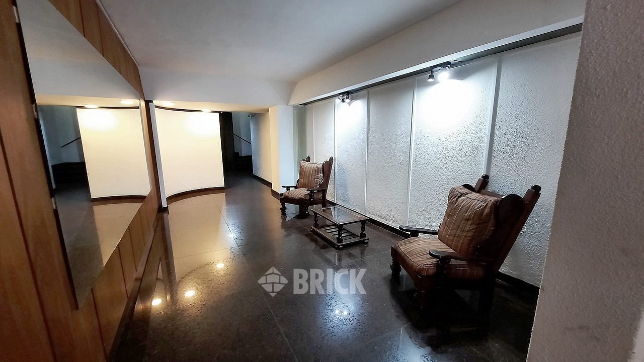 GRANADEROS al 400 Piso 5 27