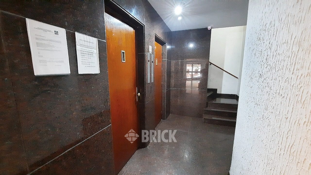 GRANADEROS al 400 Piso 5 28