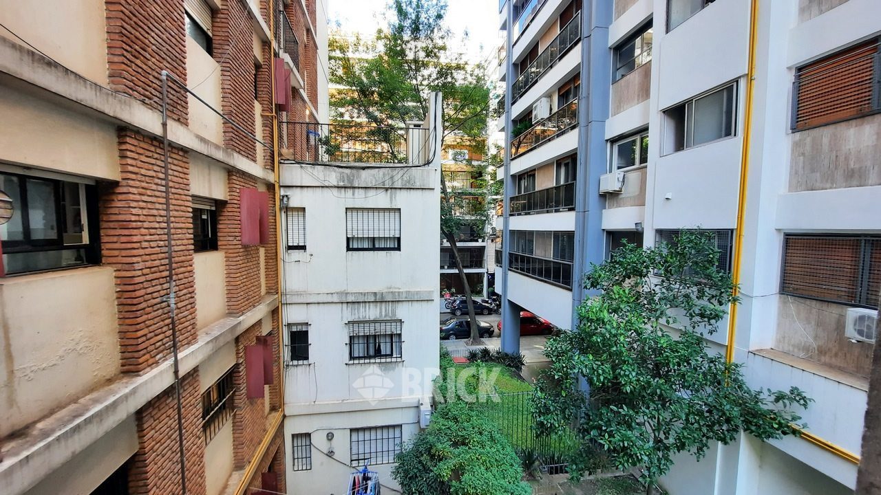 O'HIGGINS al 1700 Piso 2 24