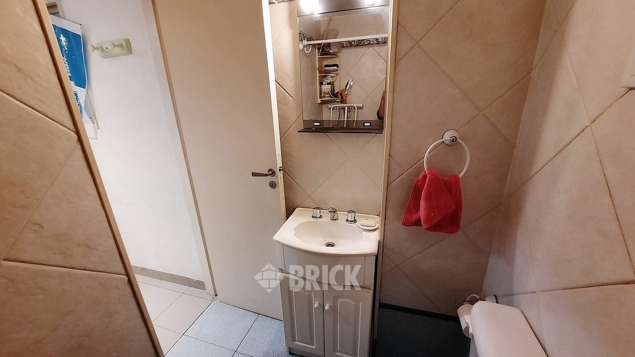 O'HIGGINS al 1700 Piso 2 36