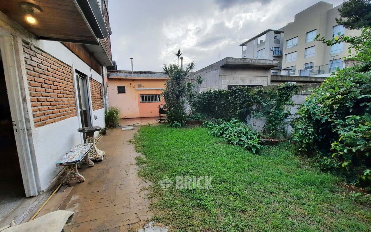 PERON, JUAN D., PTE. al 400 Piso PB 12