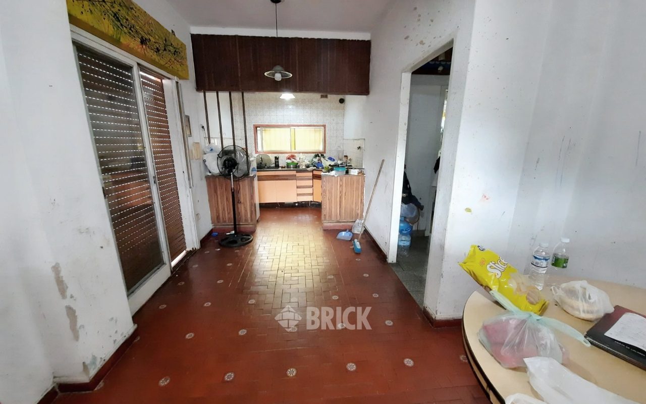 PERON, JUAN D., PTE. al 400 Piso PB 7