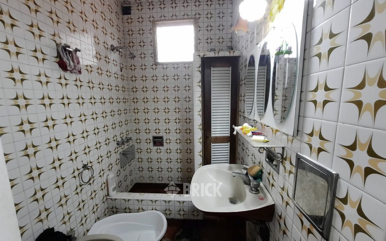 PERON, JUAN D., PTE. al 400 Piso PB 9