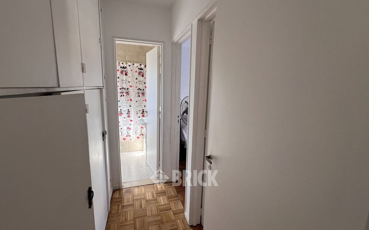 YRIGOYEN, HIPOLITO, AV. al 3600 Piso 9 14