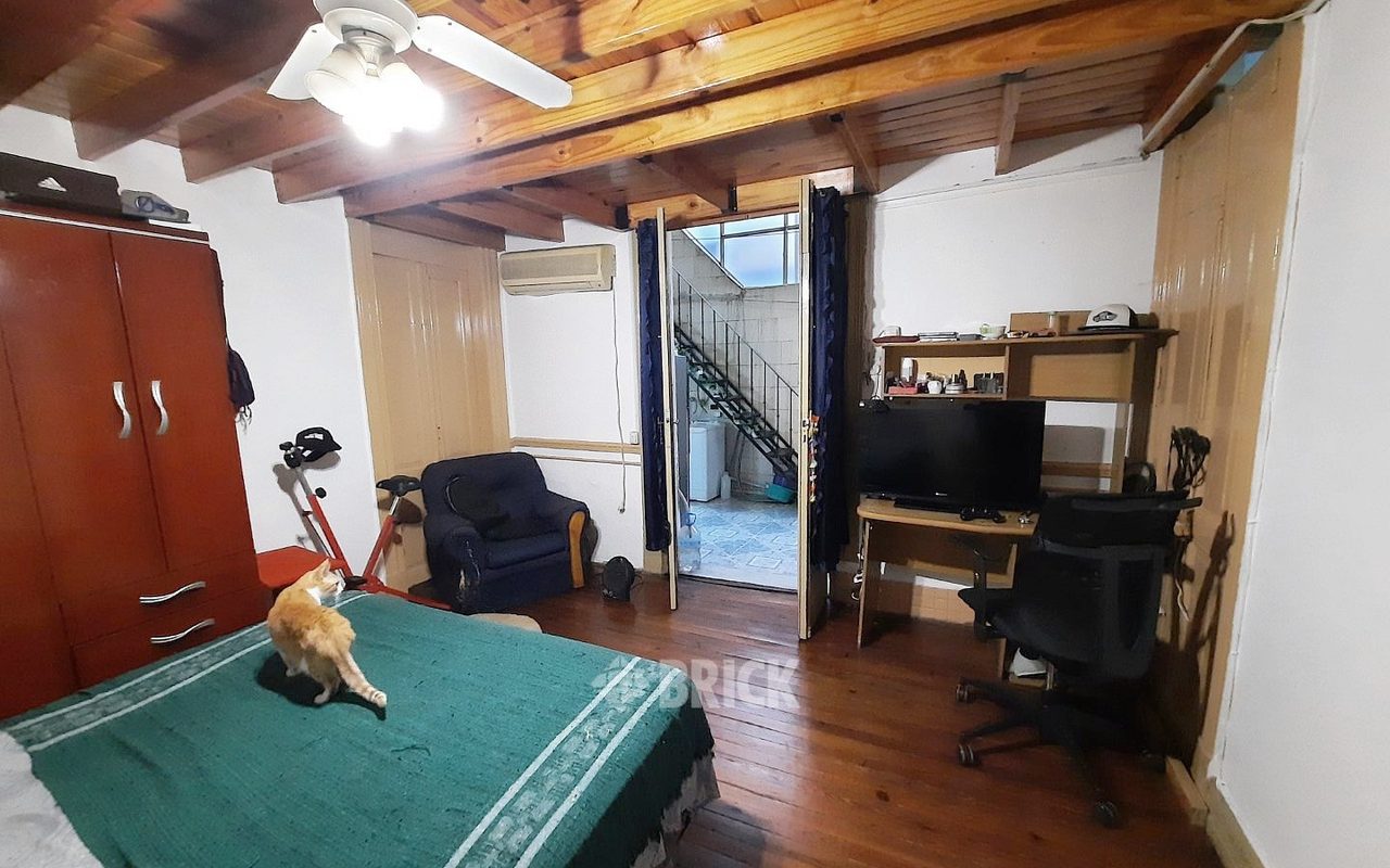 CATAMARCA al 600 Piso PB 8