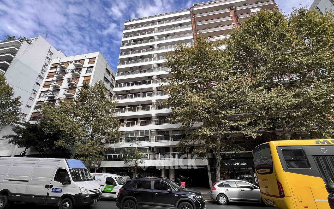 LAS HERAS, AV. al 2400 Piso 13 14